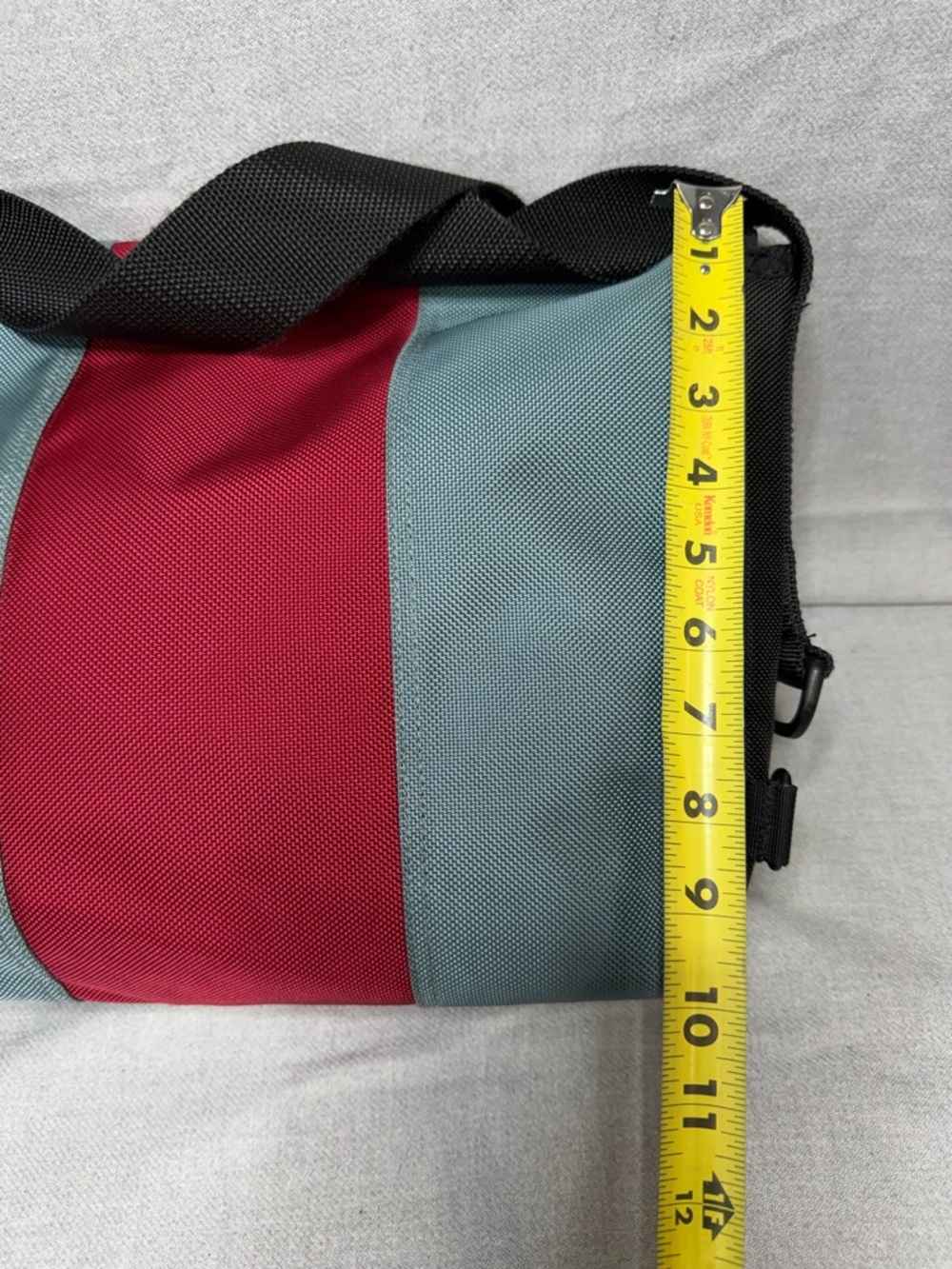 Vintage Timbuk2 Teal and Red Two-Tone Messenger Bag - Picture 15 of 16